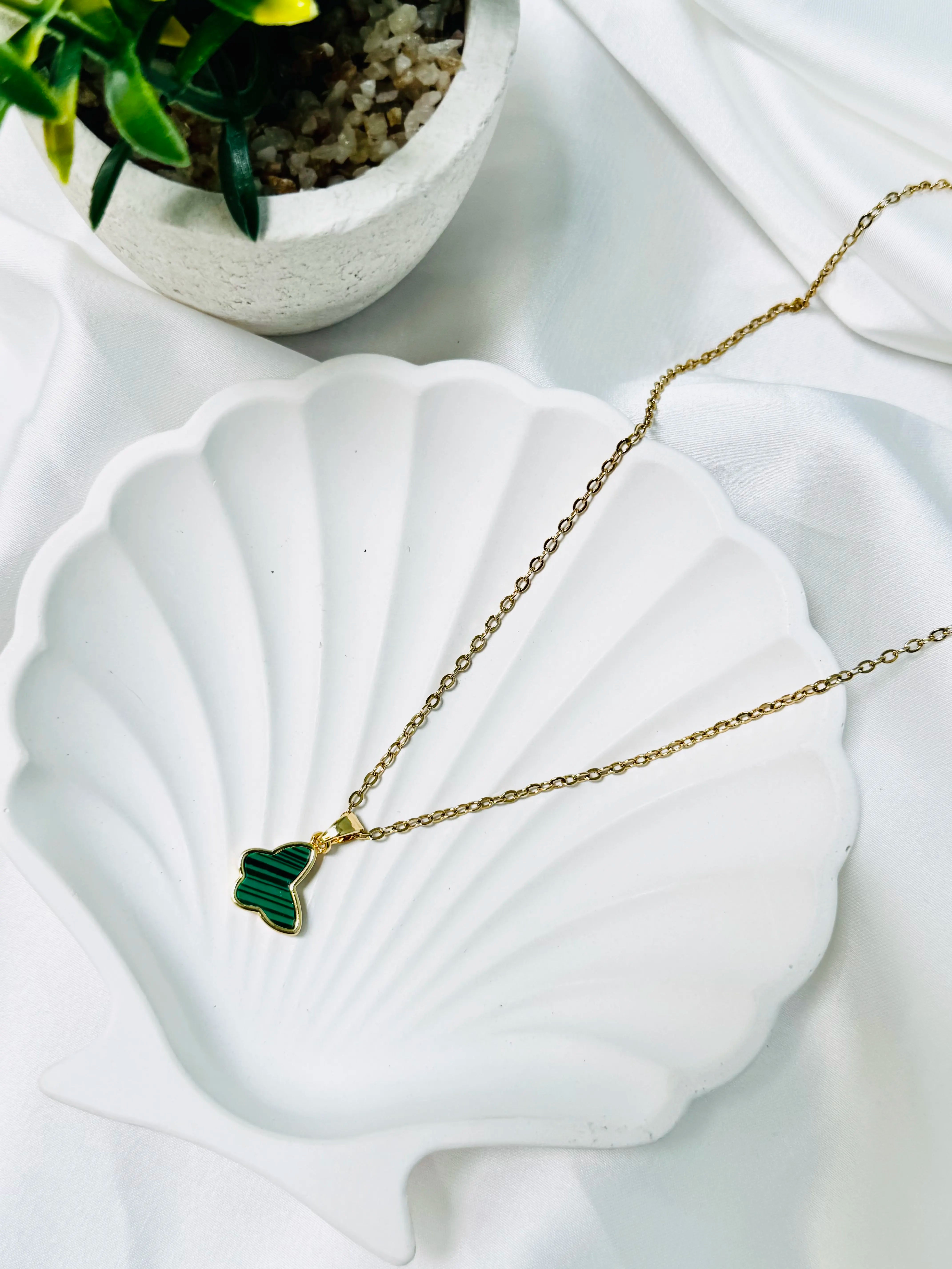 Minimal Green Butterfly Pendant Necklace
